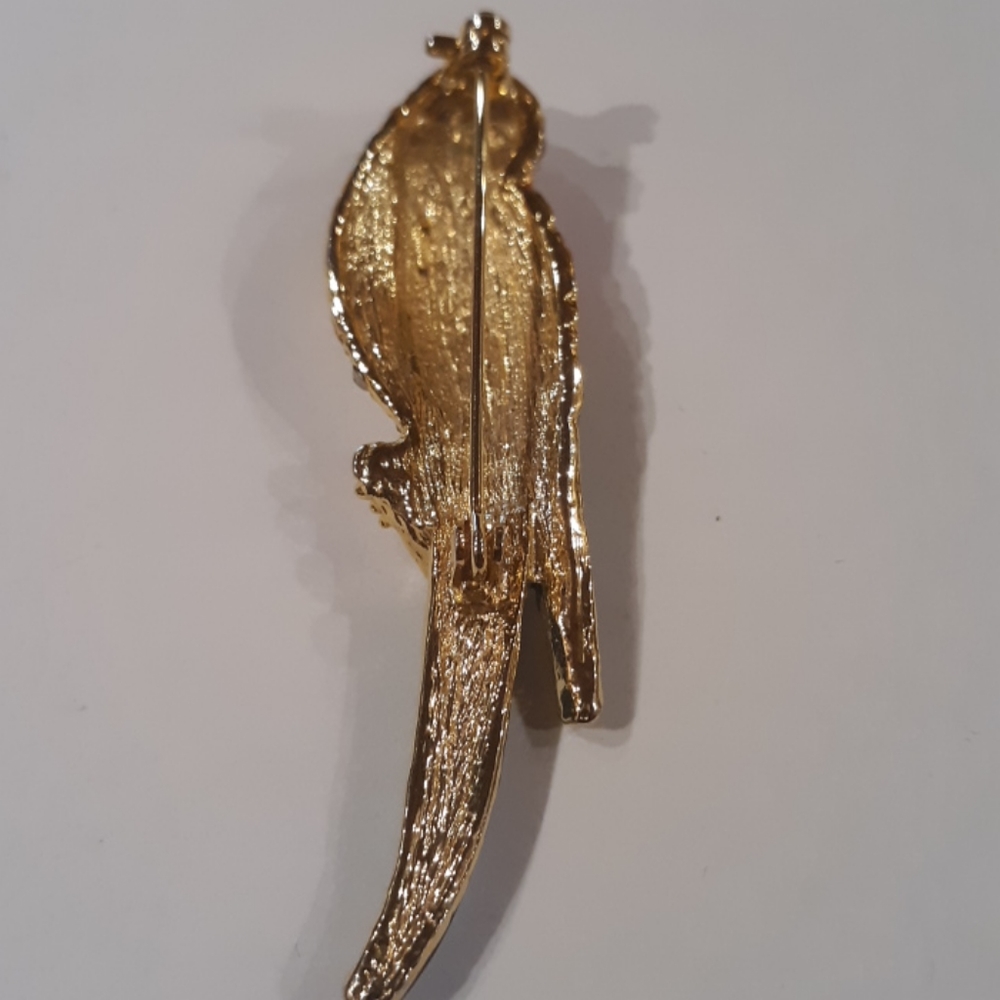 Pin - Picture 4 of 5